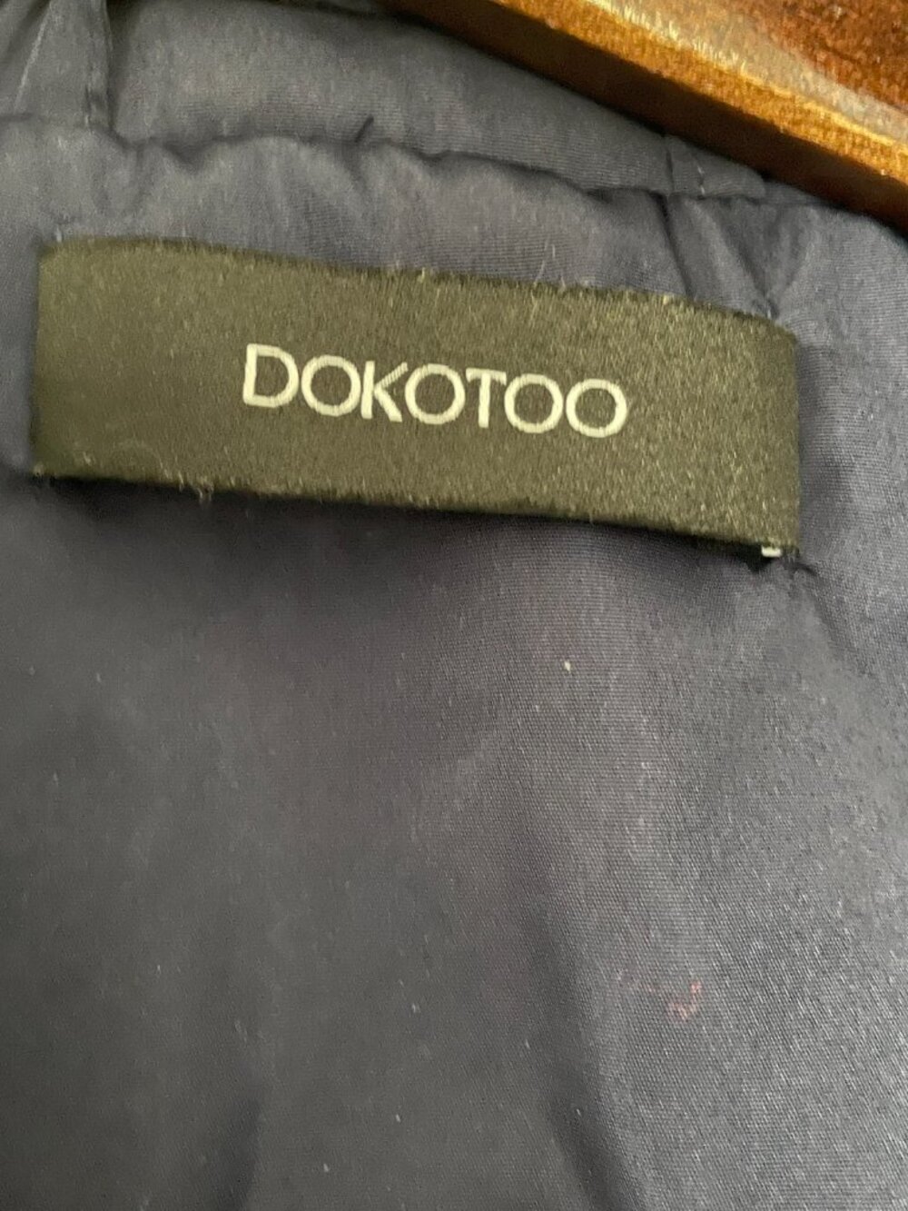 DOKOTOO Women's Quilted Long Navy Vest. XL - Picture 4 of 7